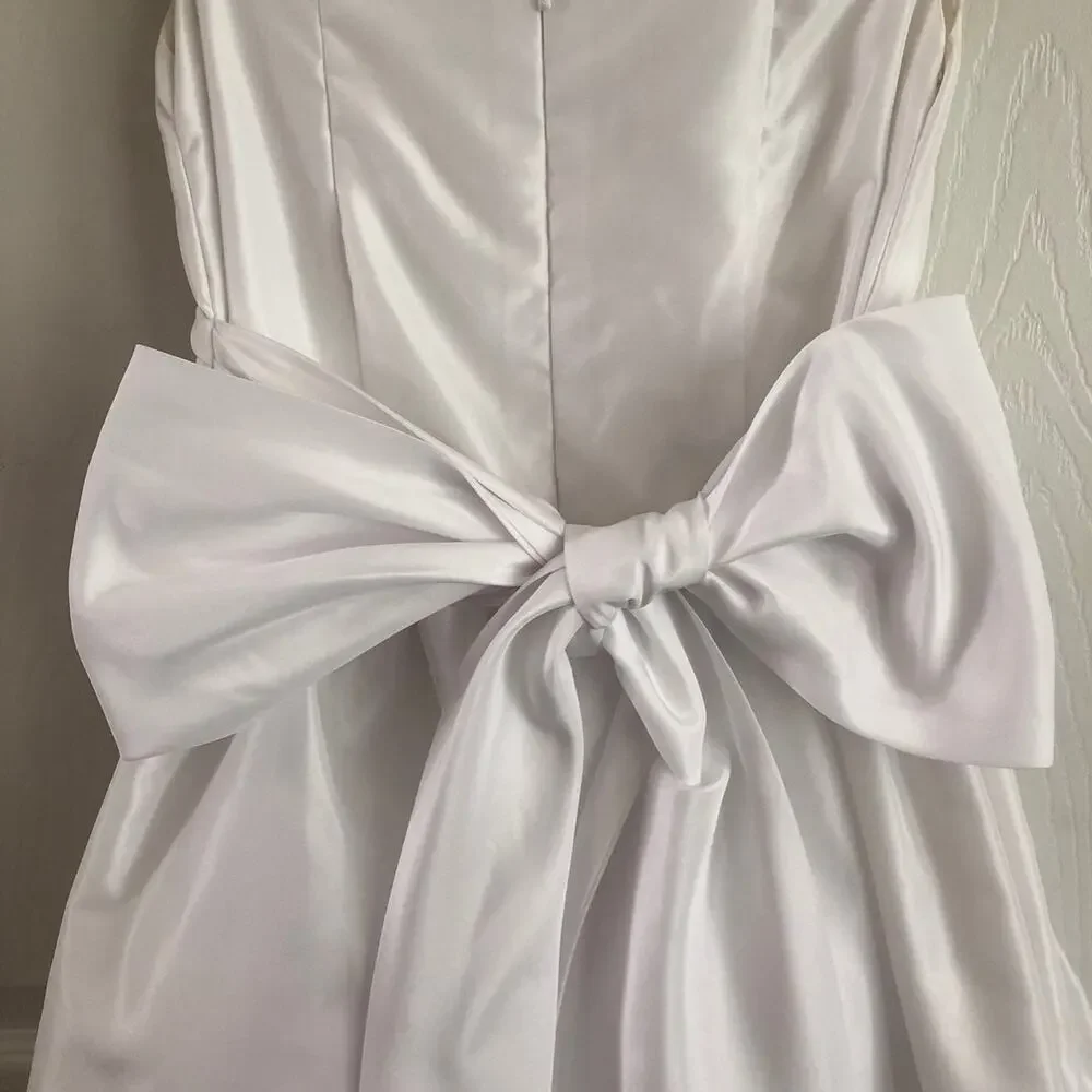 Joan Calabrese Girls formal dress in white aged 7